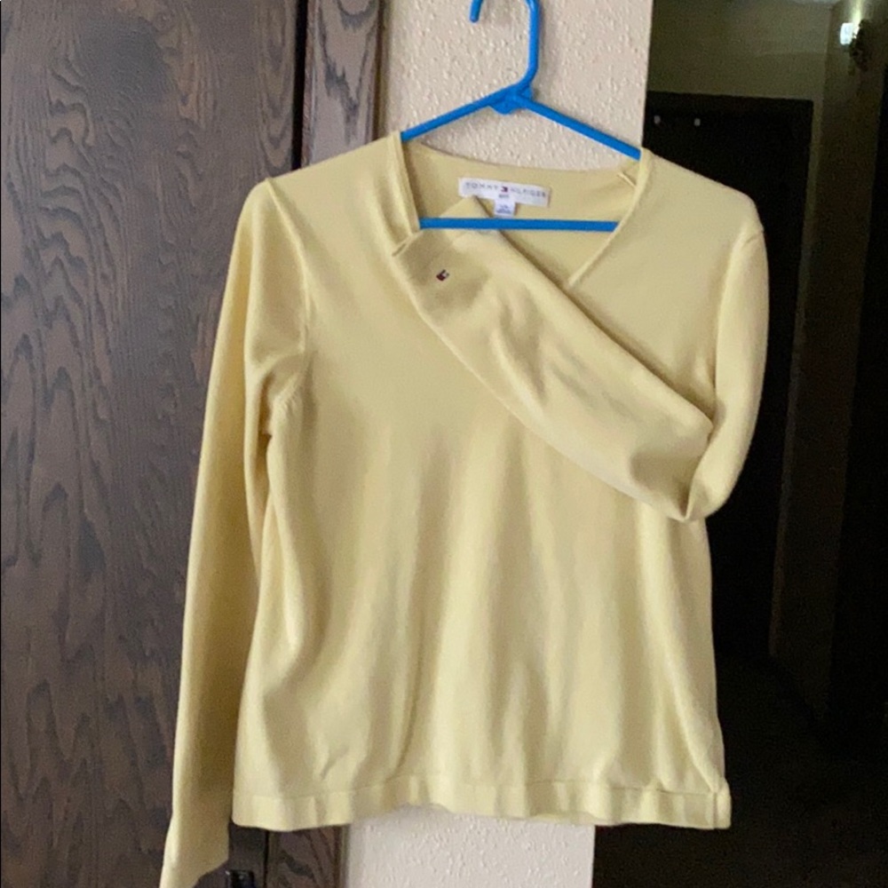Yellow sweater